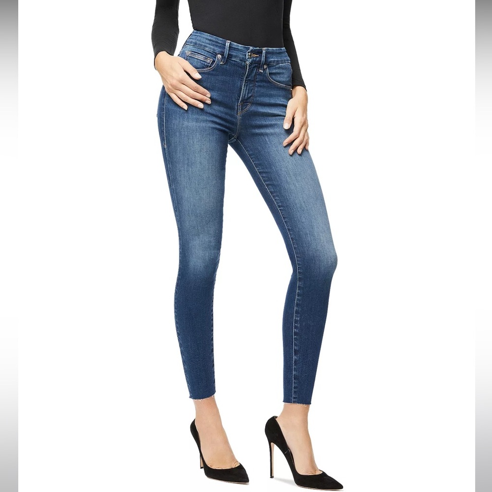 NWT Good American
Good Waist Raw Edge Skinny Jeans in Blue331